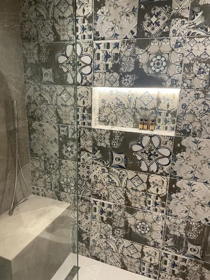 Elegance Apartment 2 Bedroom Suites Thessaloniki