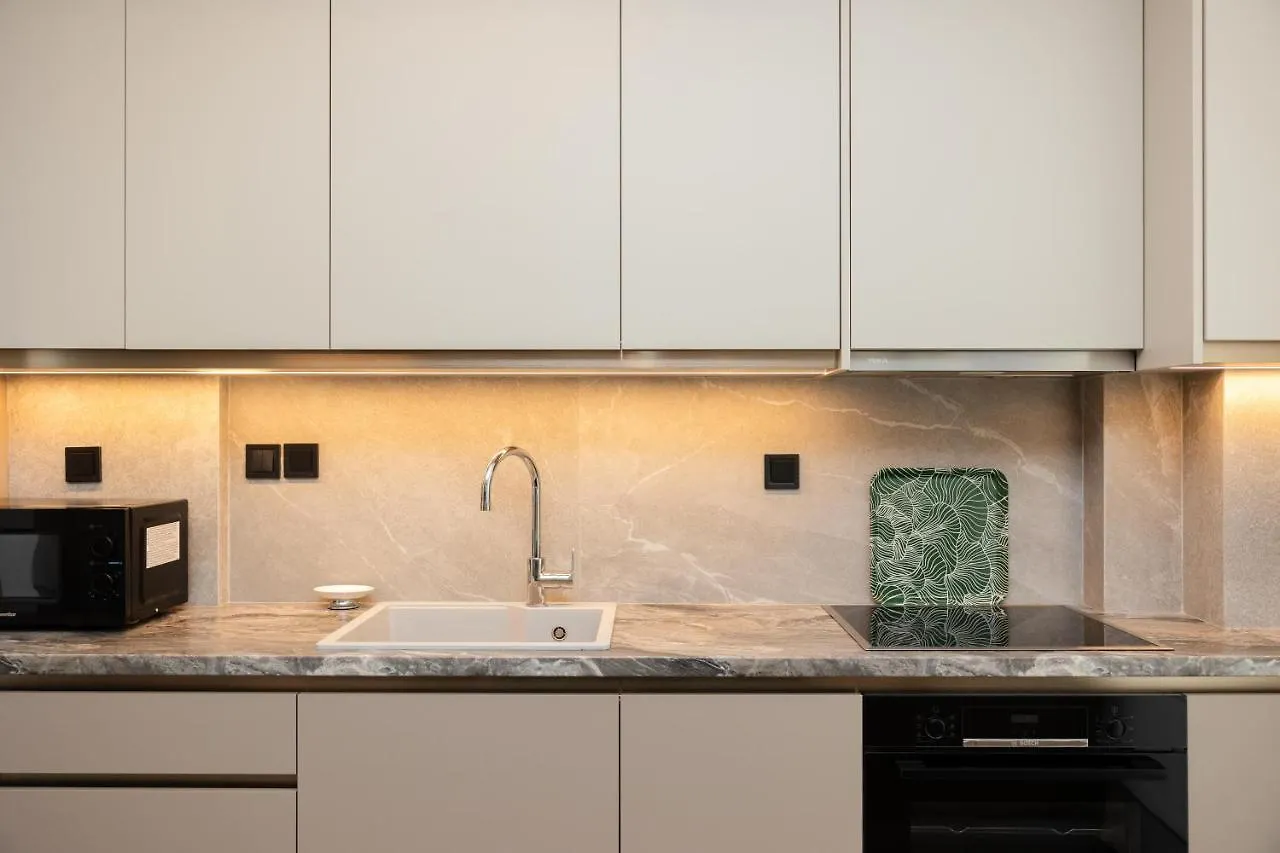 Elegance Apartment 2 Bedroom Suites Thessaloniki