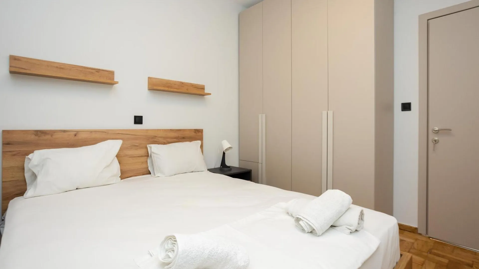 Elegance Apartment 2 Bedroom Suites Thessaloniki Greece
